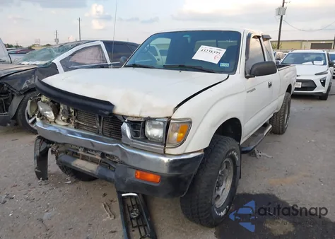 1997 Toyota Tacoma Base V6 z USA, uszkodzony, nr VIN 4TAWN72N2VZ230571